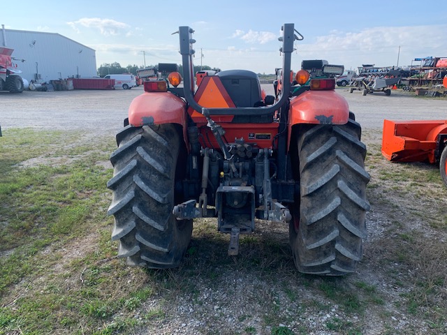 2016 Kubota M7060 Tractor