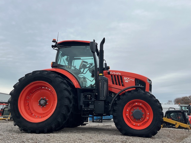 2022 Kubota M7-172 *DEMO* Tractor
