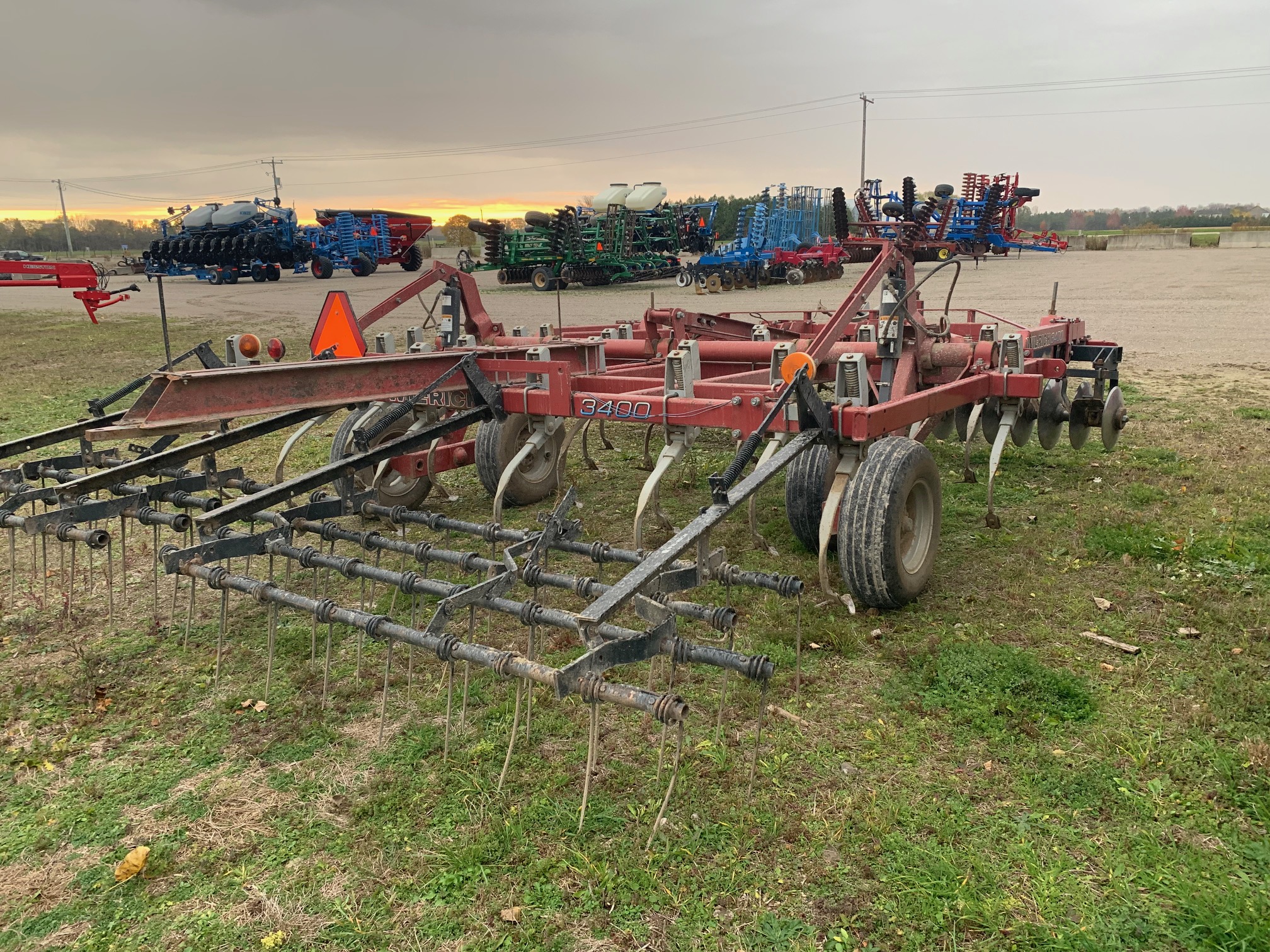 Wil-Rich 3400 Field Cultivator
