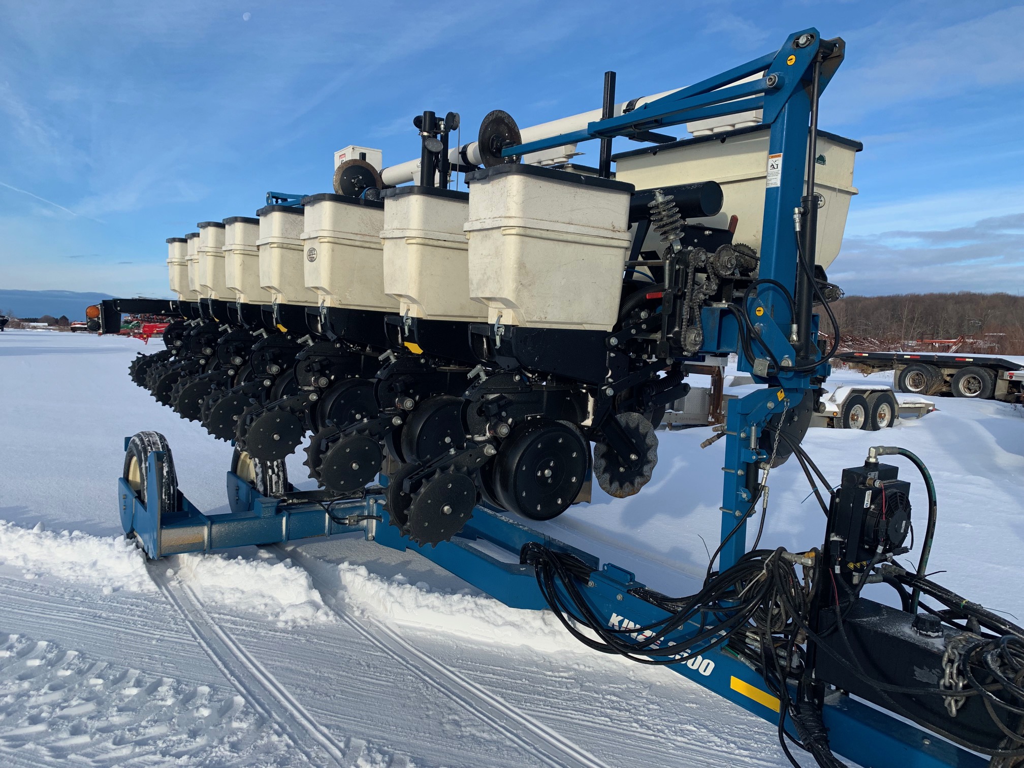 2019 Kinze 3500 Planter