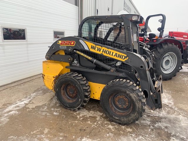 2017 New Holland L220 Skid Steer Loader