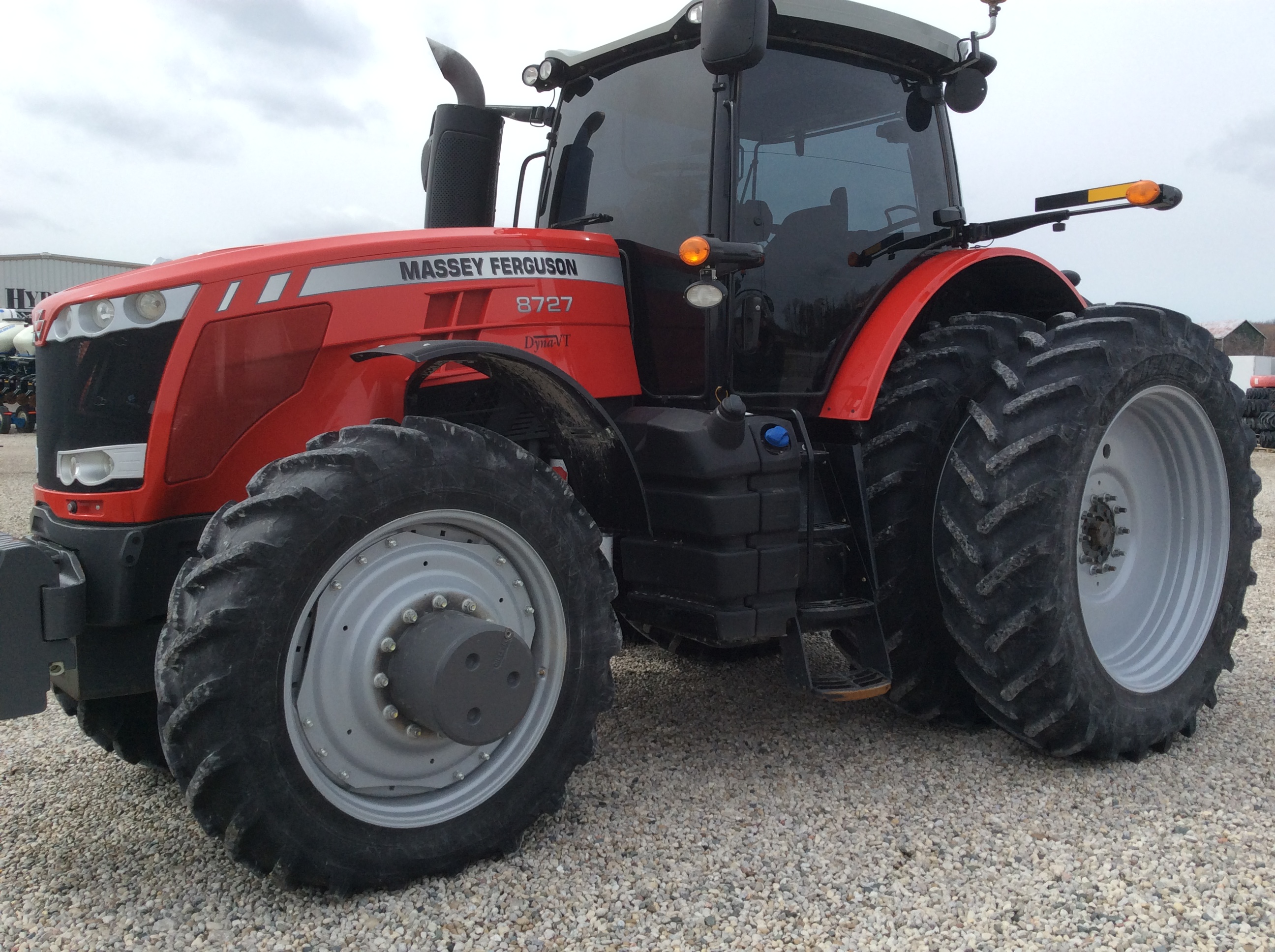 2017 Massey Ferguson 8727 Tractor