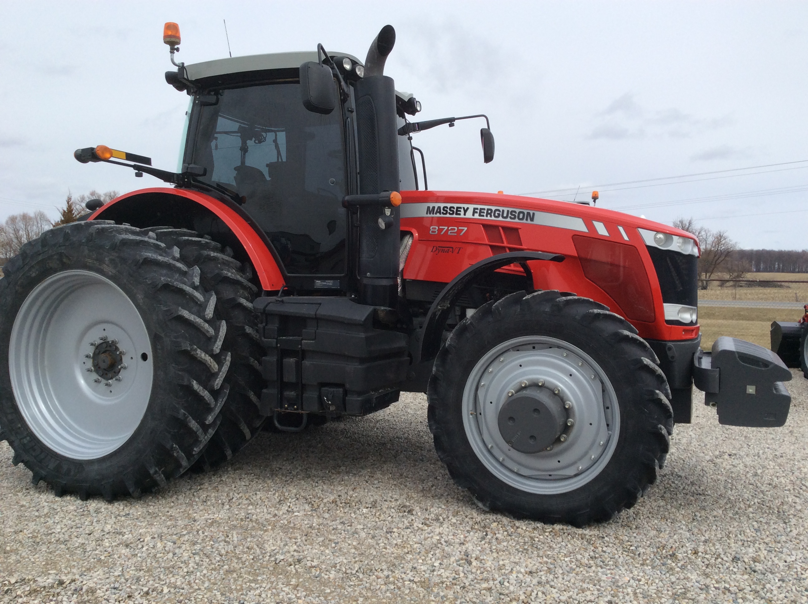 2017 Massey Ferguson 8727 Tractor