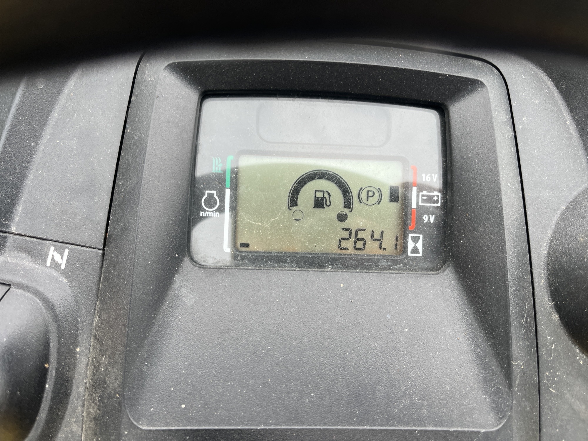 2018 John Deere X380 Lawn Tractor