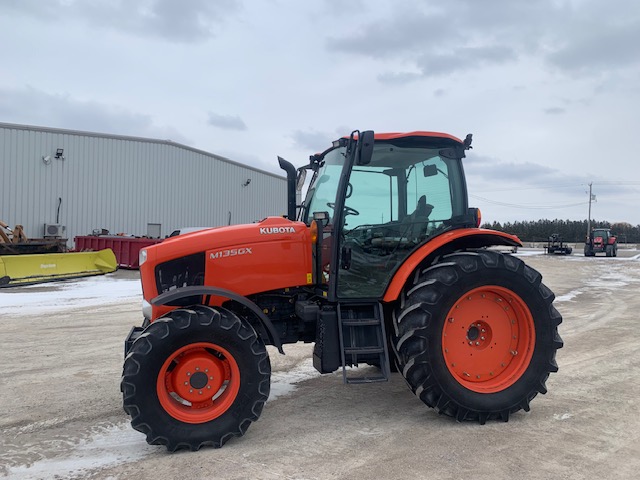 2014 Kubota M135 Tractor