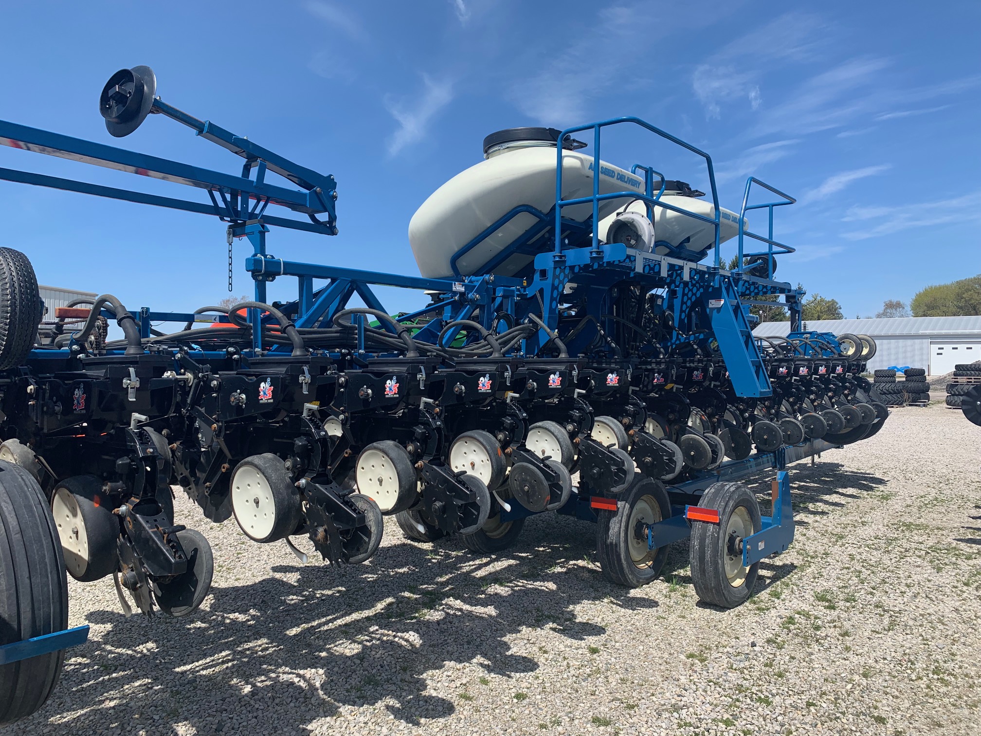 2012 Kinze 3600 Planter