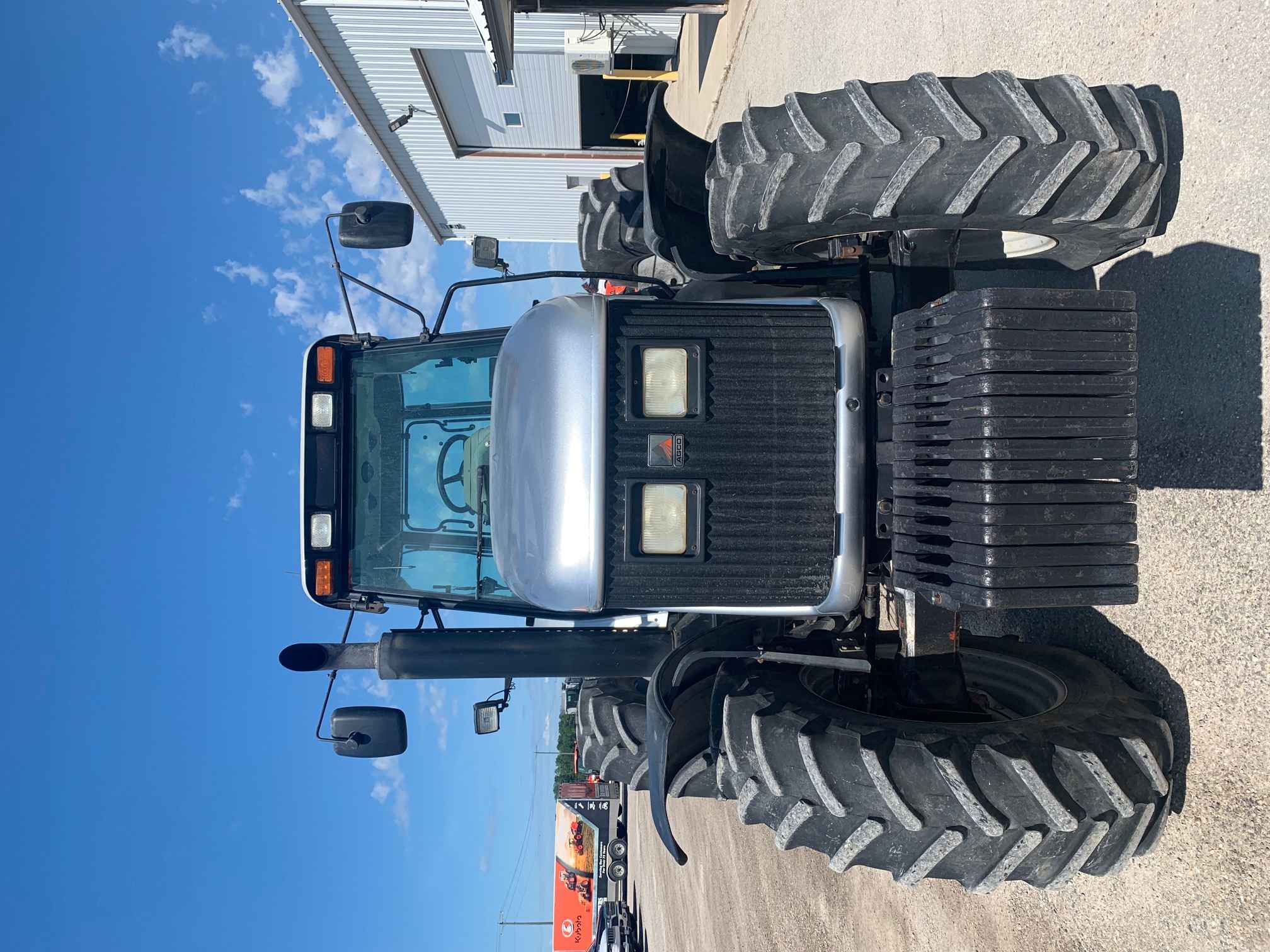 2001 AGCO White 8510 Tractor
