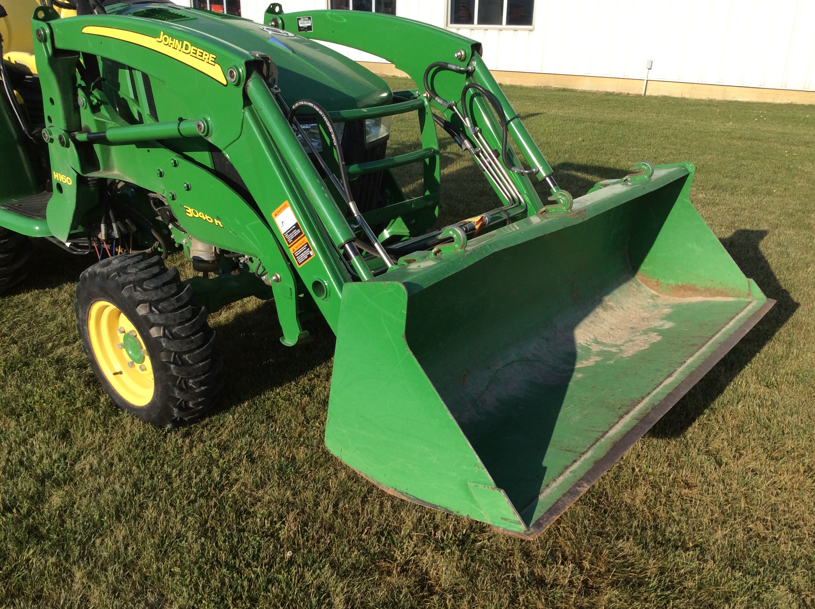 John Deere 3046R Tractor