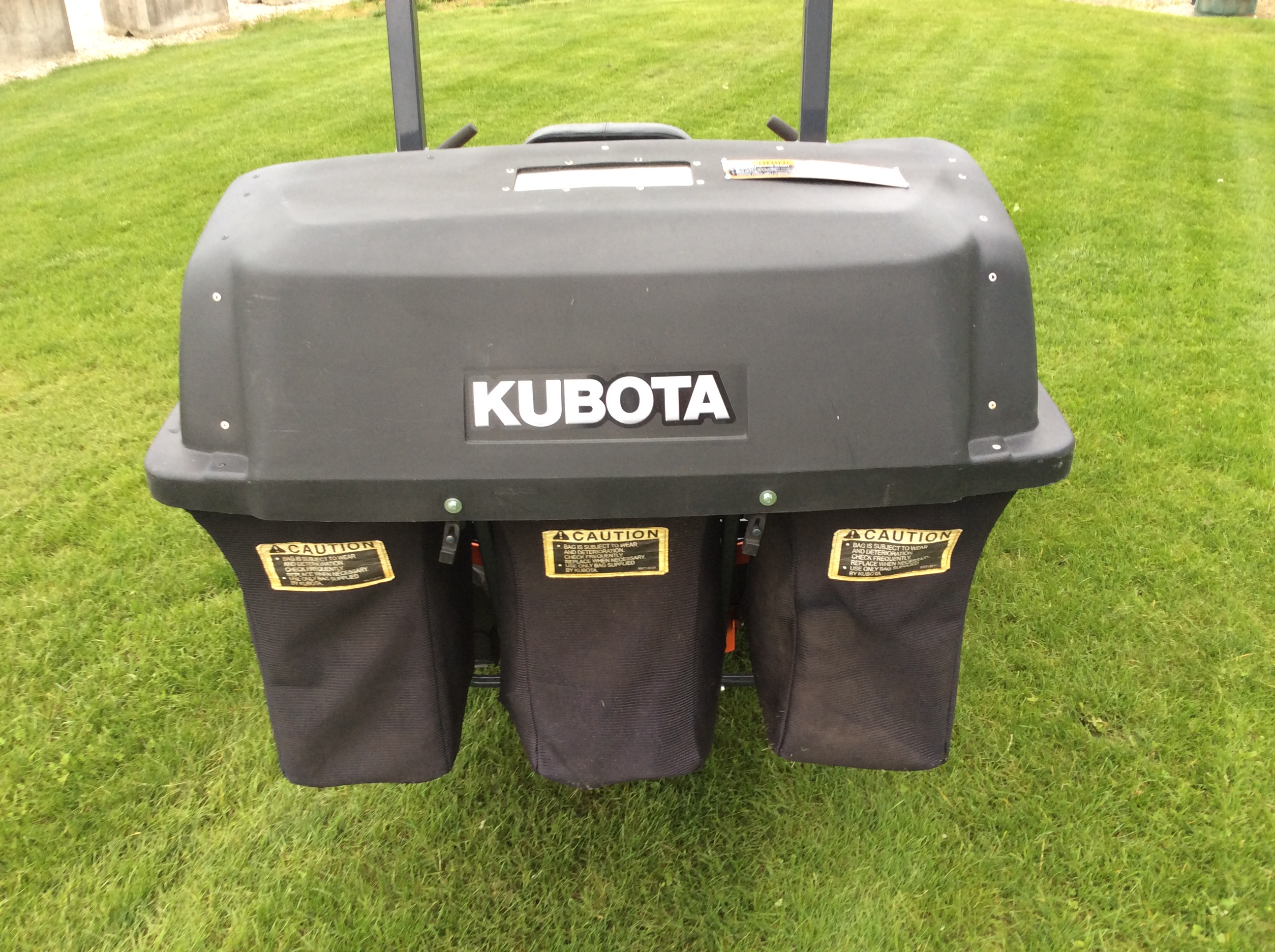 2019 Kubota Z724 Mower/Zero Turn