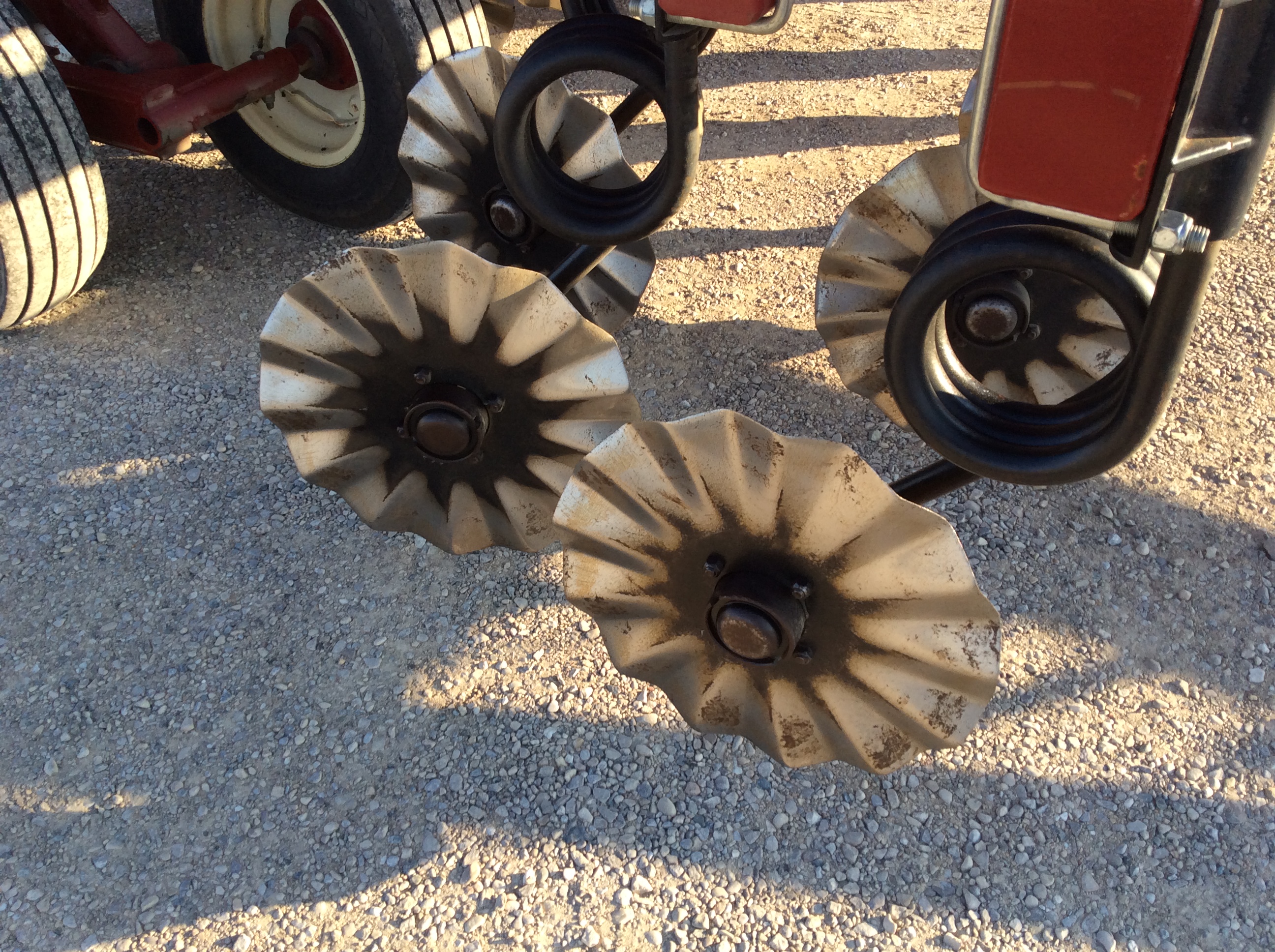 2011 Salford 570 Vertical Tillage