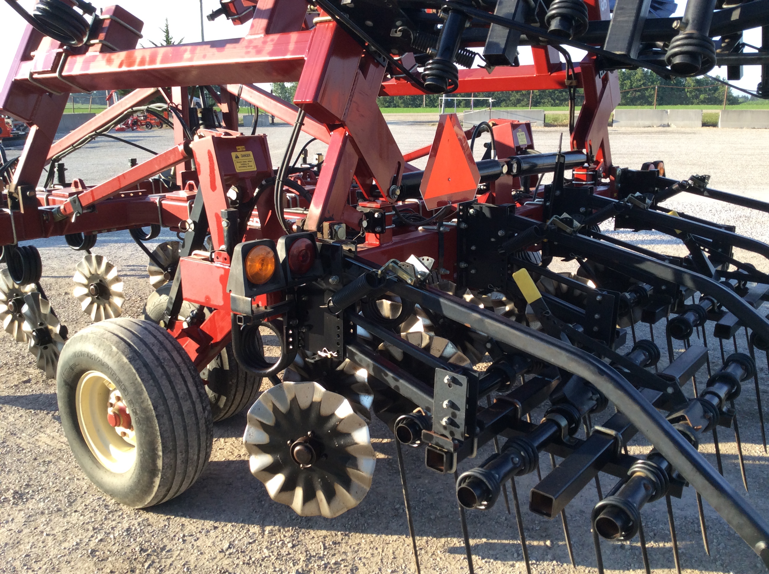 2011 Salford 570 Vertical Tillage