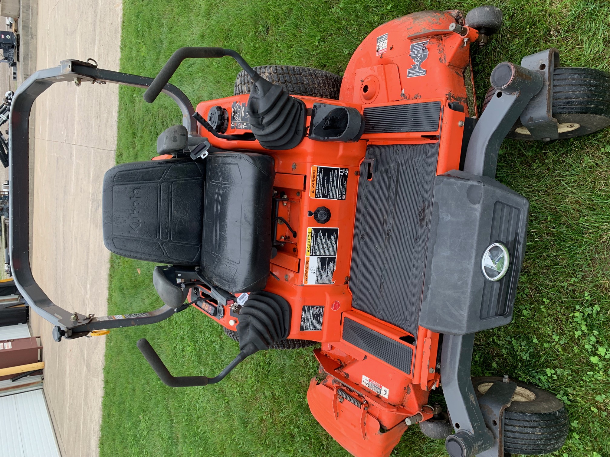 Kubota ZD18F Mower/Zero Turn