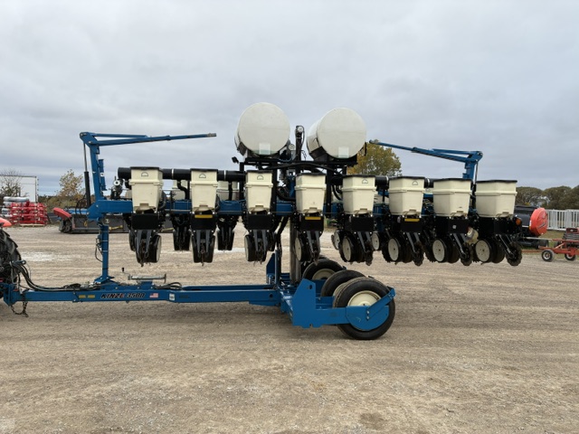 2015 Kinze 3500 Planter