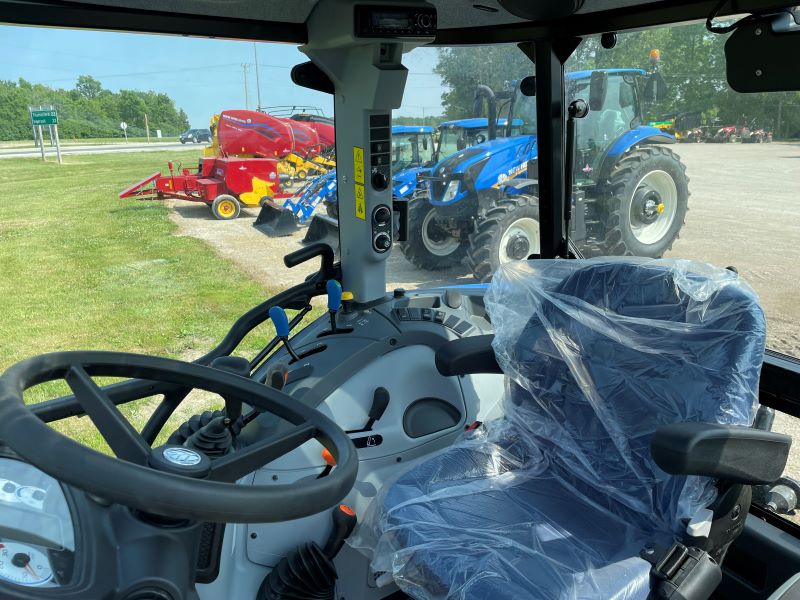 2023 New Holland POWERSTAR110 Tractor