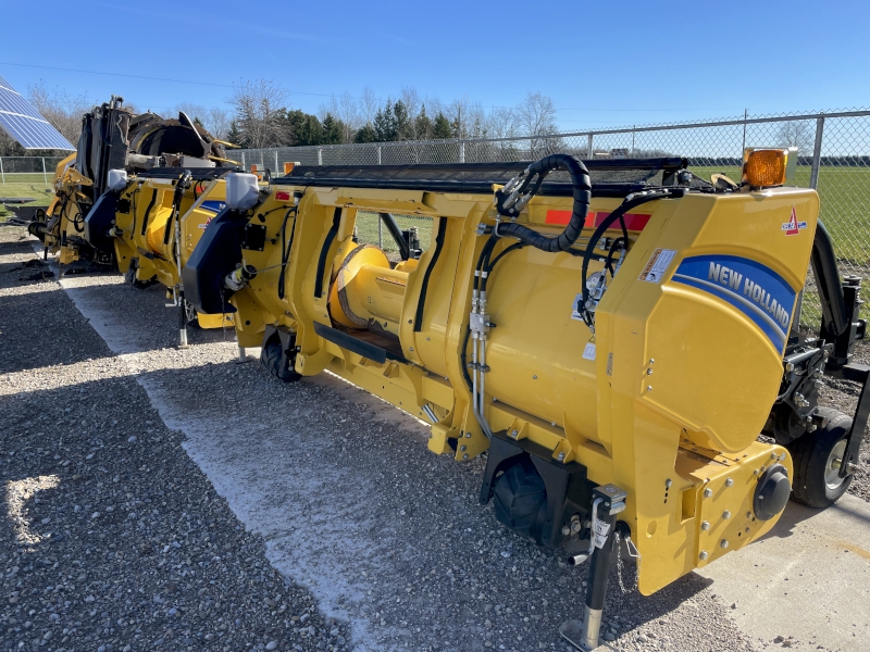 2023 New Holland FP380HDY Header Forage