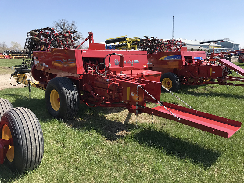 2023 New Holland HAYLINER 275 Baler/Square