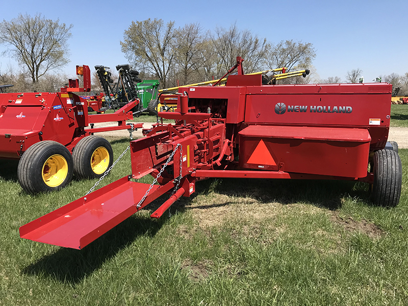 2023 New Holland HAYLINER 275 Baler/Square