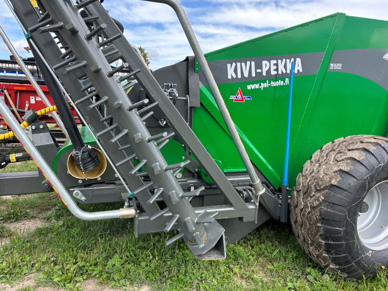 2023 Kivi-Pekka KP7 Rock Picker