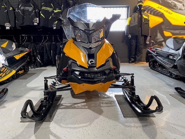 2013 Ski-Doo MXZ X Snowmobile