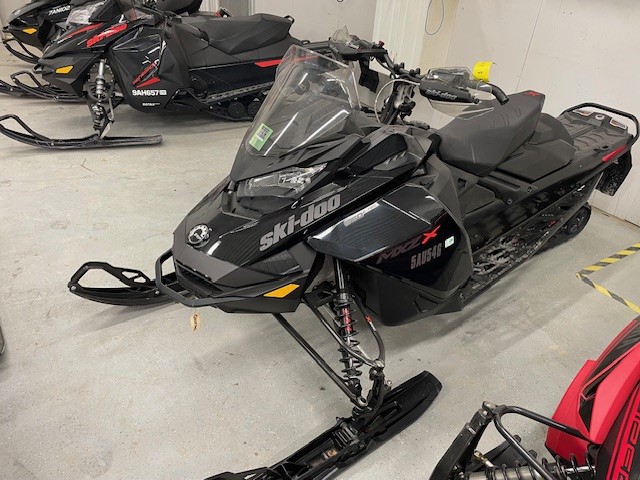 2022 Ski-Doo MXZ 850 Snowmobile