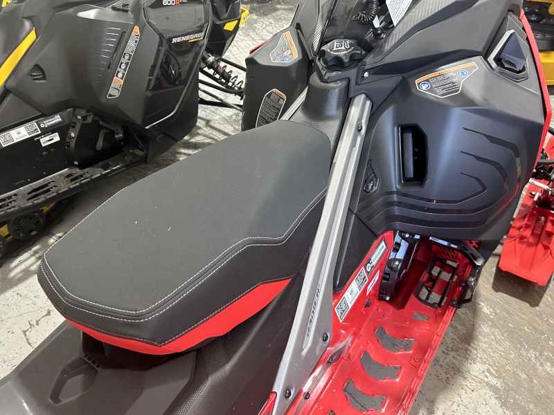 2024 Ski-Doo FCRN Snowmobile