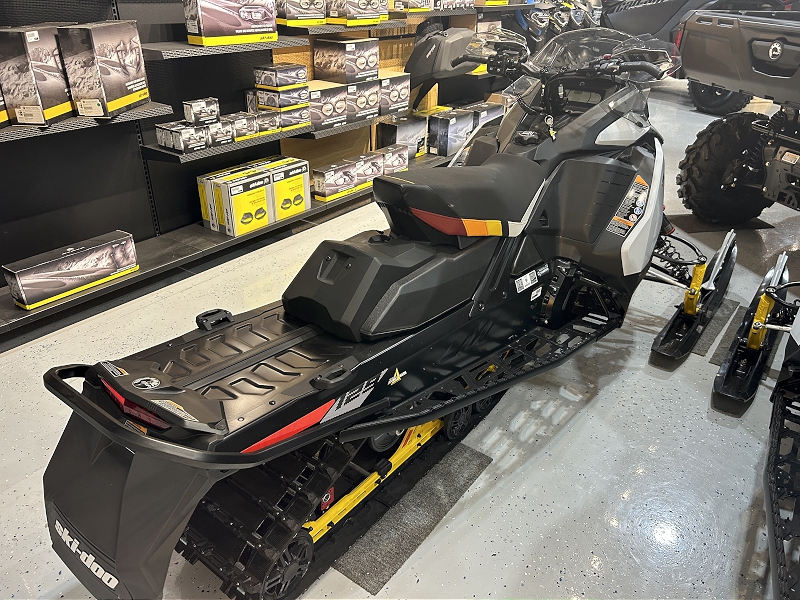 2024 Ski-Doo UDRB Snowmobile