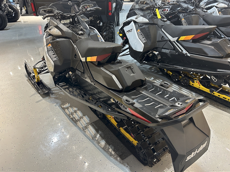 2024 Ski-Doo UDRB Snowmobile