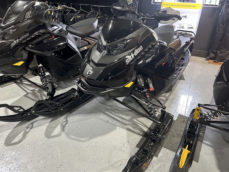 2024 Ski-Doo MARL Snowmobile