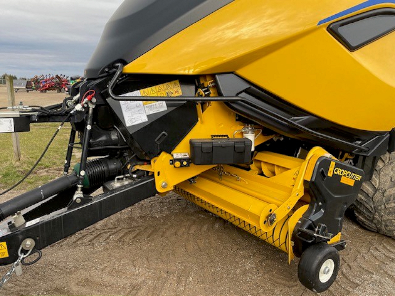 2024 New Holland BB340R HD Baler/Big Square