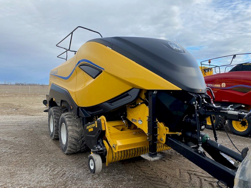 2024 New Holland BB340R HD Baler/Big Square