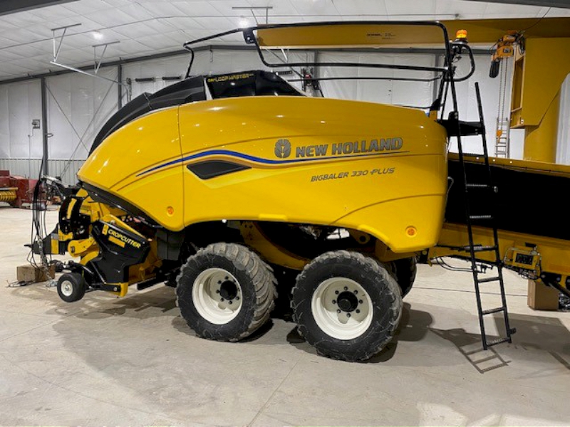 2024 New Holland BB330R PLUS Baler/Big Square