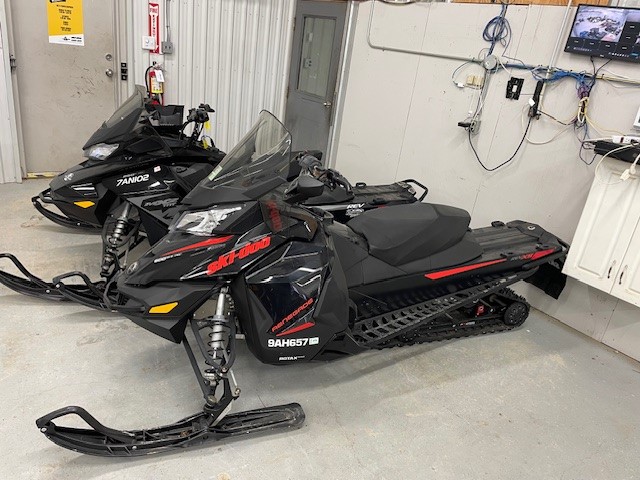 2015 Ski-Doo 600 Snowmobile