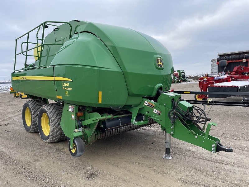 2018 John Deere L341 Baler/Big Square