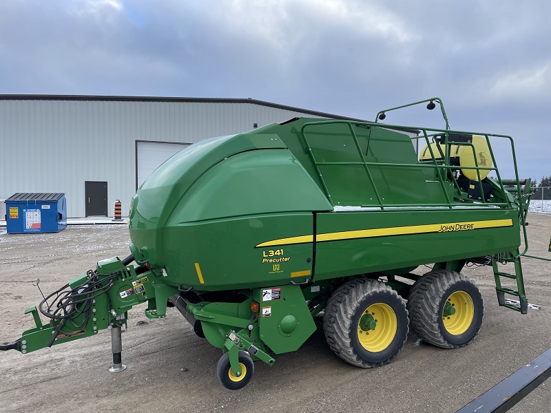 2018 John Deere L341 Baler/Big Square