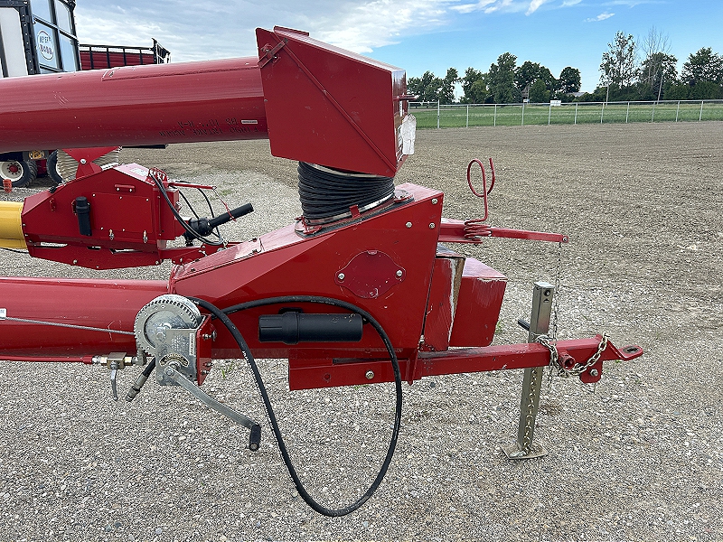 2017 Farm King 1070 Grain Auger