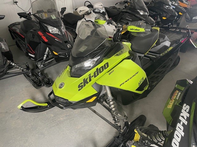 2020 Ski-Doo MXZ Snowmobile