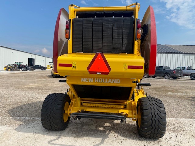 2024 New Holland RB450 Baler/Round