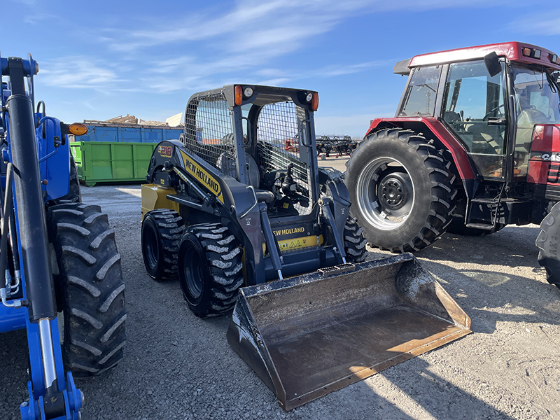 2017 New Holland L218 Skid Steer Loader