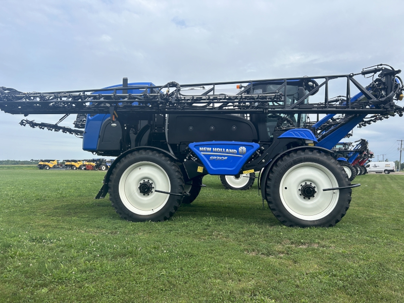 2024 New Holland SP.310F Sprayer/High Clearance