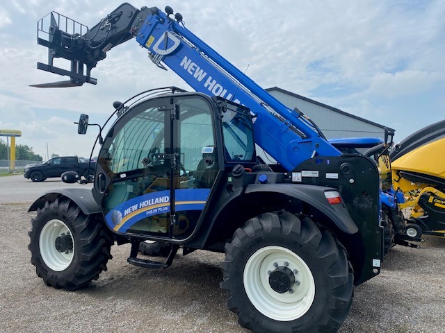 2024 New Holland TH9.35 TeleHandler