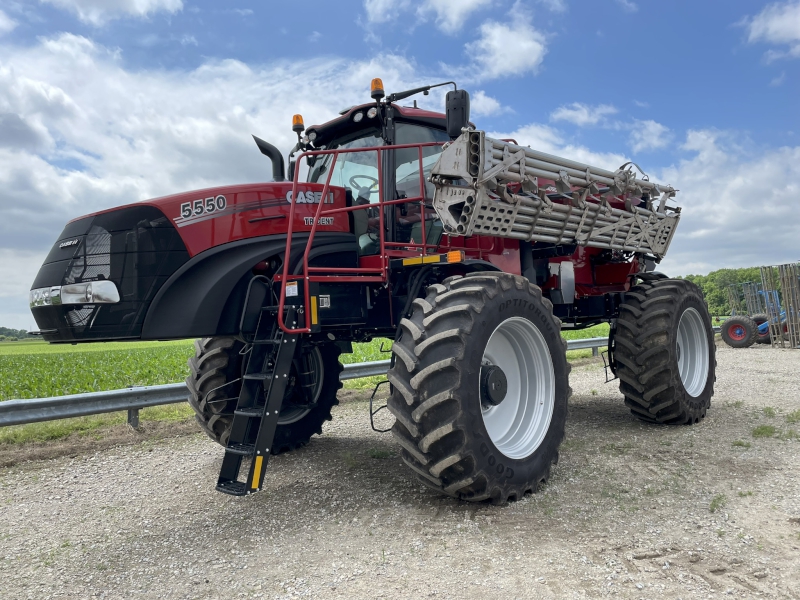 2024 Case IH TRIDENT 5550 Fertilizer Spreader