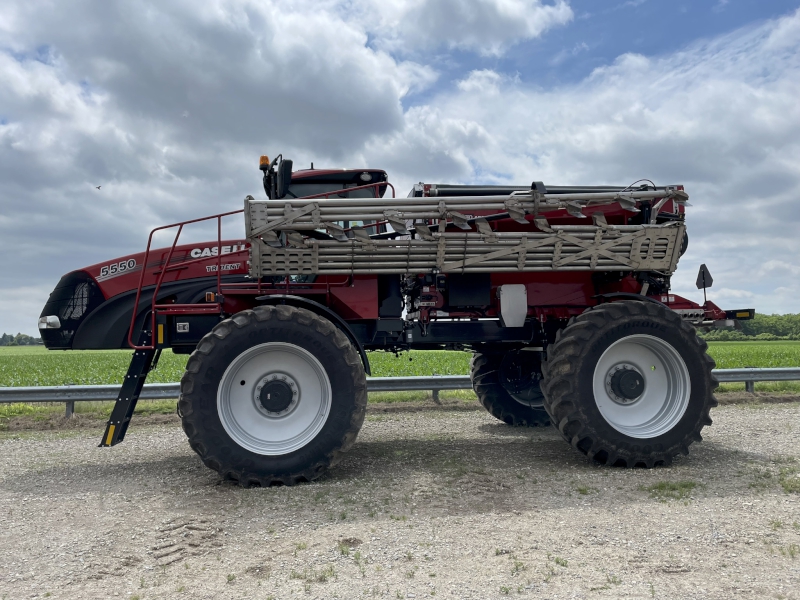 2024 Case IH TRIDENT 5550 Fertilizer Spreader