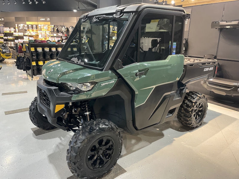 2025 Can-Am 8USB Side by Side