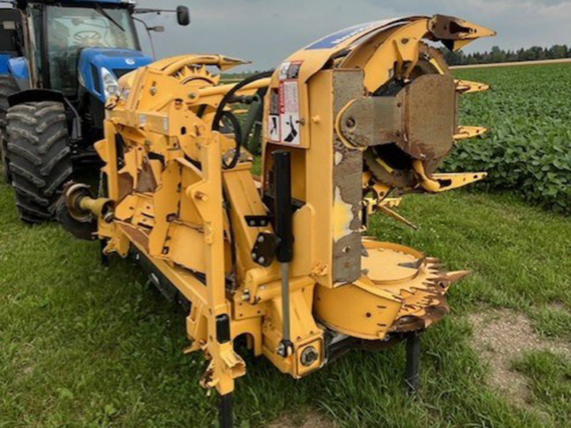 2014 New Holland 450SFIA Header Forage