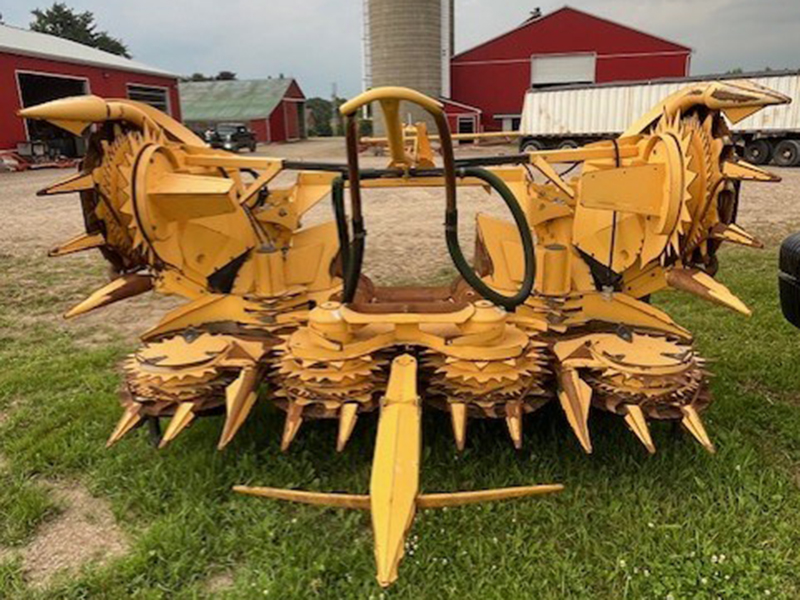 2014 New Holland 450SFIA Header Forage