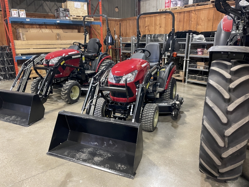 2025 Yanmar SA223BT-LD Tractor