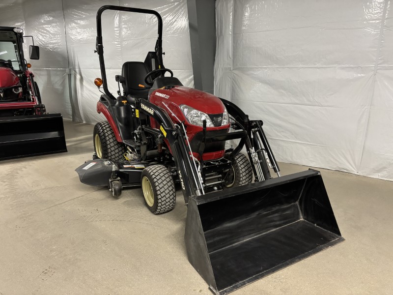 2025 Yanmar SA223BT-LD Tractor