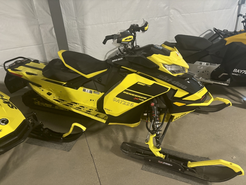 2021 Ski-Doo XRS 850 Snowmobile