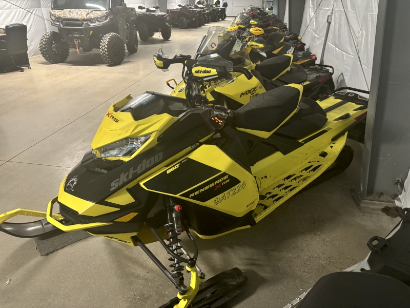 2021 Ski-Doo XRS 850 Snowmobile