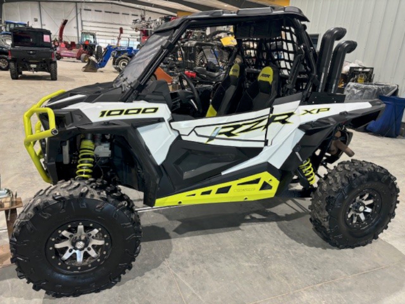 2021 Polaris RZR XT 1000 Side by Side